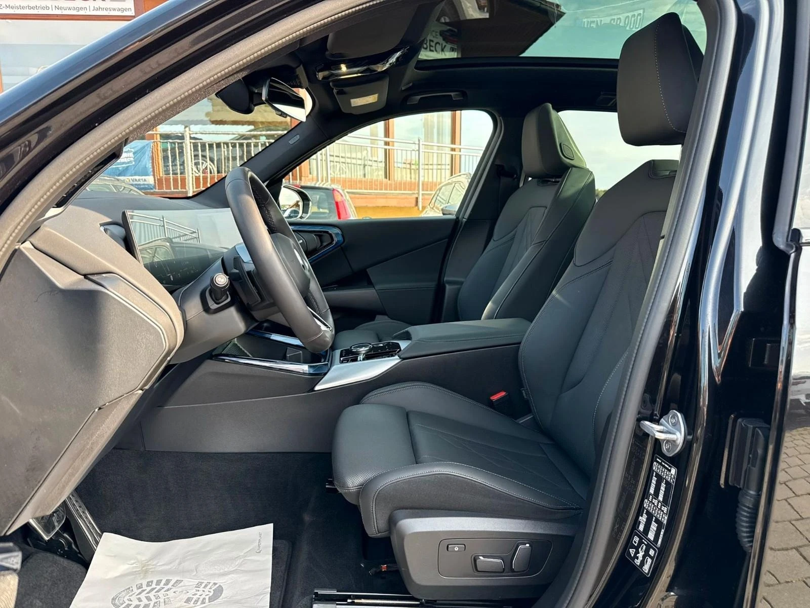 BMW X3 20d XDRIVE M-SPORT HEAD UP PANO 360 ПЕЧКА - изображение 9