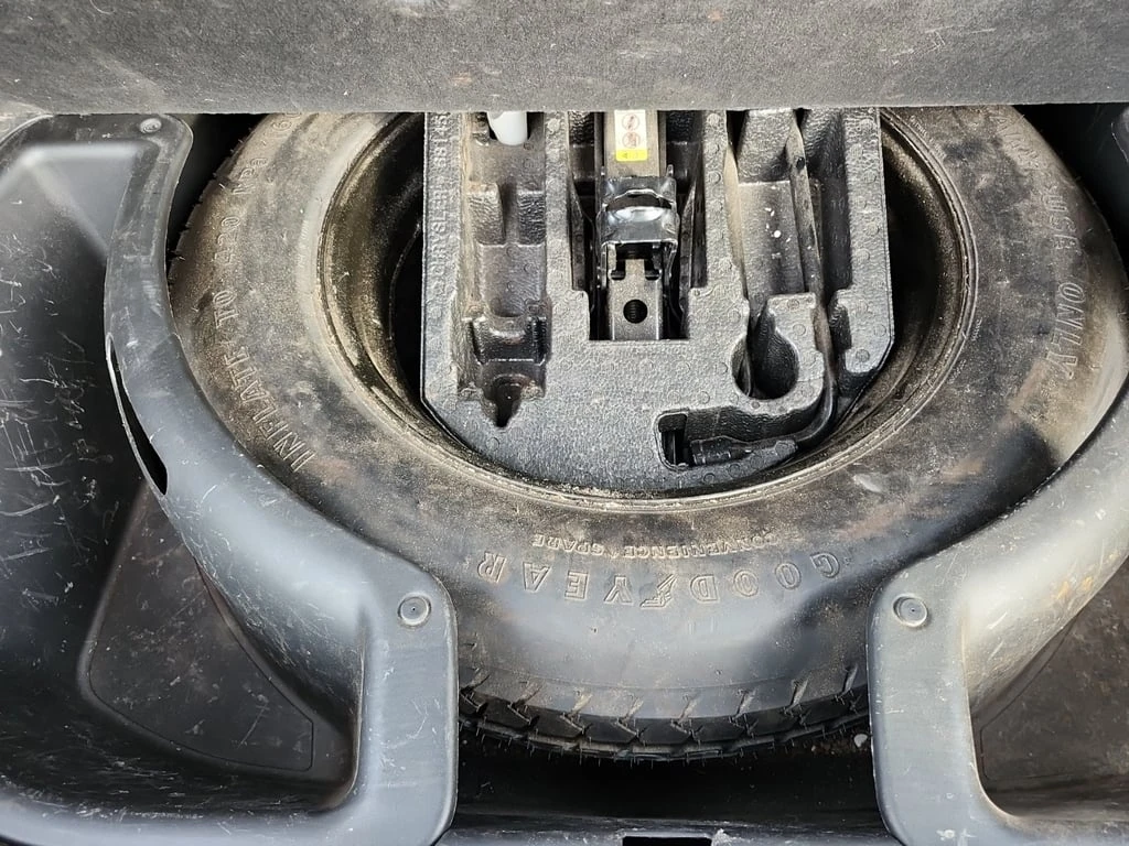 Jeep Grand cherokee * LAREDO * CARFAX *    | Mobile.bg   14