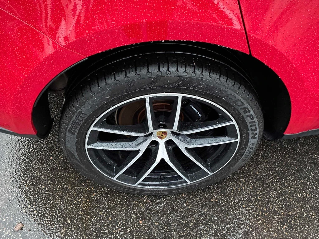 Porsche Macan * AWD * CARFAX * БЕЗ ПЪРВОНАЧАЛНА ВНОСКА - изображение 10