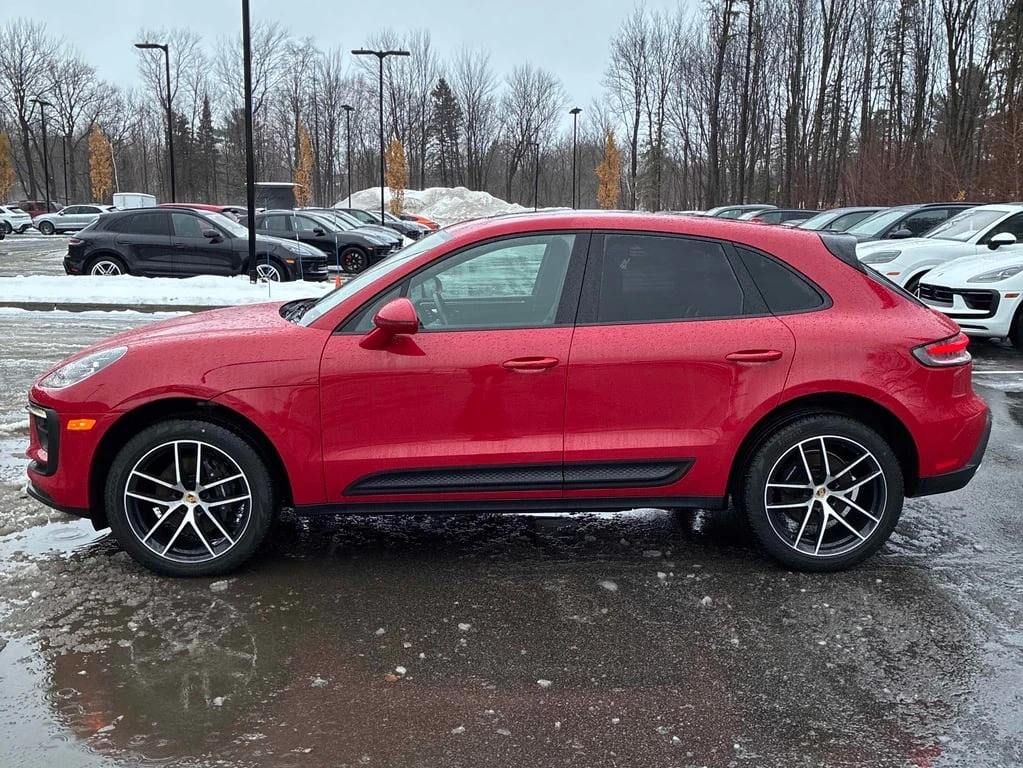Porsche Macan * AWD * CARFAX * БЕЗ ПЪРВОНАЧАЛНА ВНОСКА - изображение 2