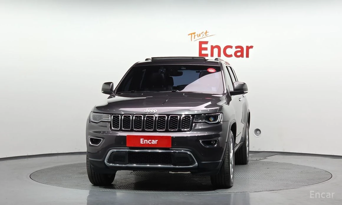 Jeep Grand cherokee 3.6 LIMITED* ПОДГРЕВ* ОБДУХВАНЕ* PANORAMA* КАМЕРА*, снимка 2 - Автомобили и джипове - 54241137