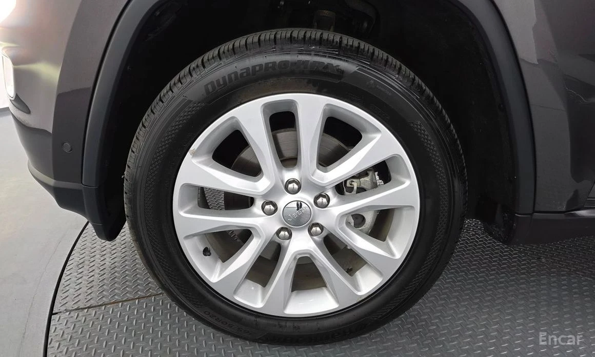 Jeep Grand cherokee 3.6 LIMITED* ПОДГРЕВ* ОБДУХВАНЕ* PANORAMA* КАМЕРА*, снимка 6 - Автомобили и джипове - 54241137