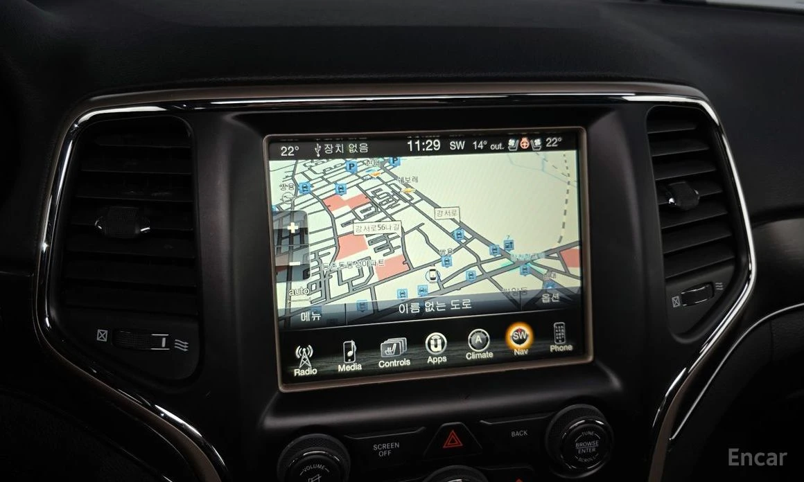 Jeep Grand cherokee 3.6 LIMITED* ПОДГРЕВ* ОБДУХВАНЕ* PANORAMA* КАМЕРА*, снимка 12 - Автомобили и джипове - 54241137