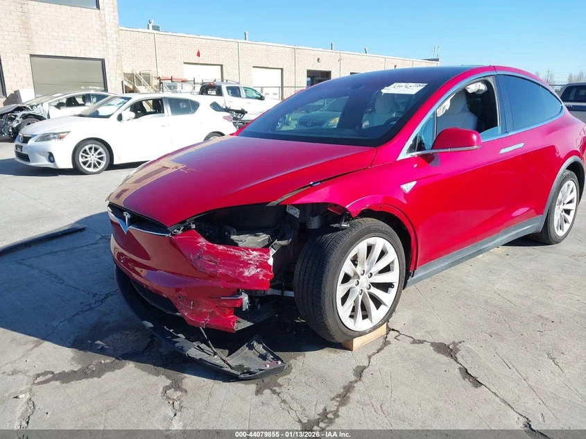 Tesla Model X 60D/70D/75D/90D/P100D, снимка 6 - Автомобили и джипове - 54403479