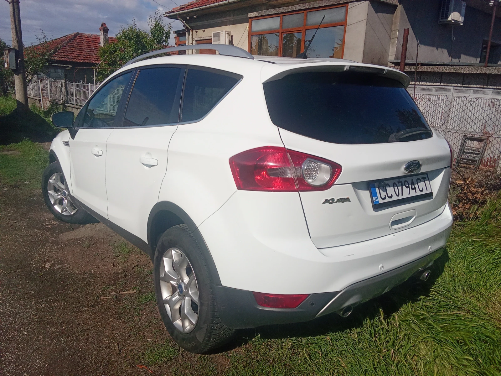 Ford Kuga, снимка 5 - Автомобили и джипове - 54704691