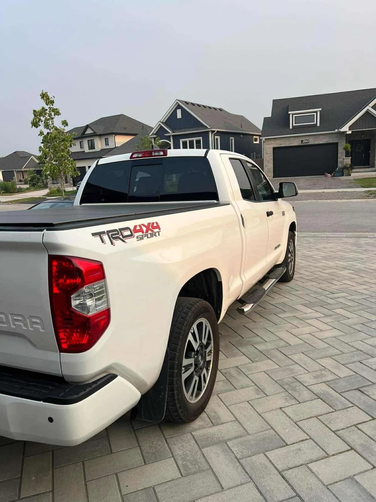 Toyota Tundra * 4x4 Double Cab * АВТОКРЕДИТ* , снимка 3 - Автомобили и джипове - 55319653