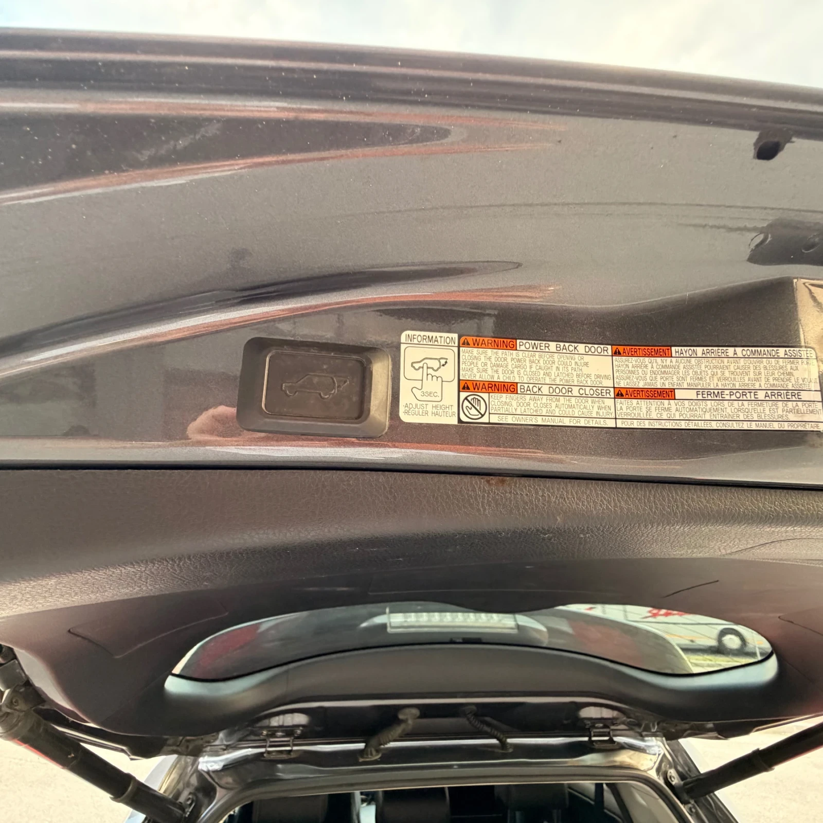 Toyota Rav4 2.2D4D-150к.с.;4х4;ПОДГРЕВ;КОЖА;ЕЛ.БАГАЖНИК;КАМЕРА, снимка 12 - Автомобили и джипове - 55709306