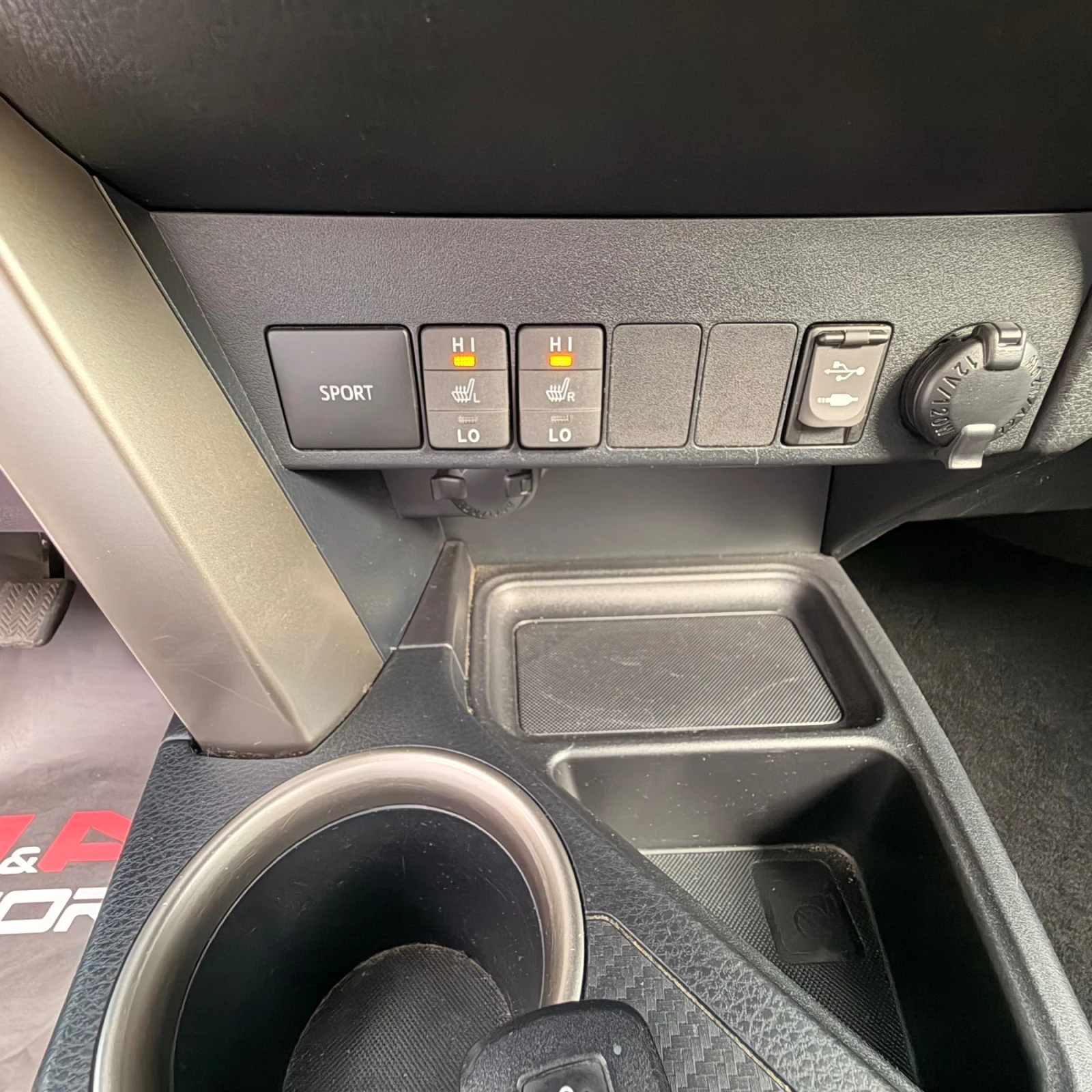 Toyota Rav4 2.2D4D-150к.с.;4х4;ПОДГРЕВ;КОЖА;ЕЛ.БАГАЖНИК;КАМЕРА, снимка 11 - Автомобили и джипове - 55709306