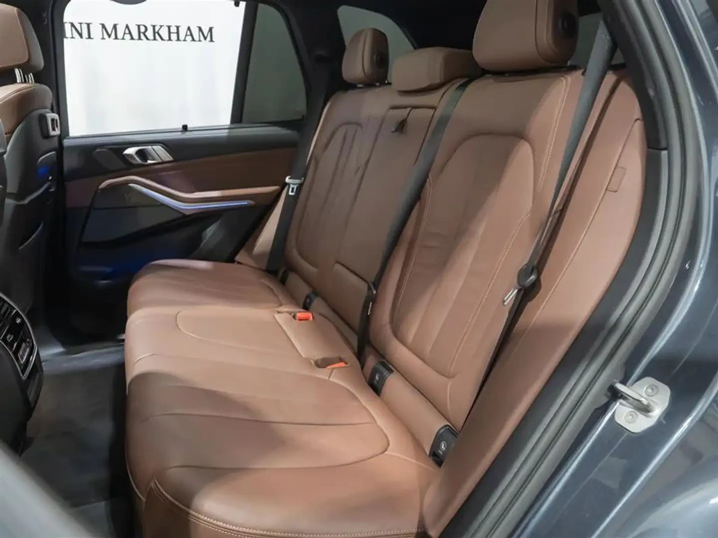 BMW X5 M-pkg* Distronic* Вакуум* Laser* Масаж* Въздух* 36, снимка 14 - Автомобили и джипове - 55779592