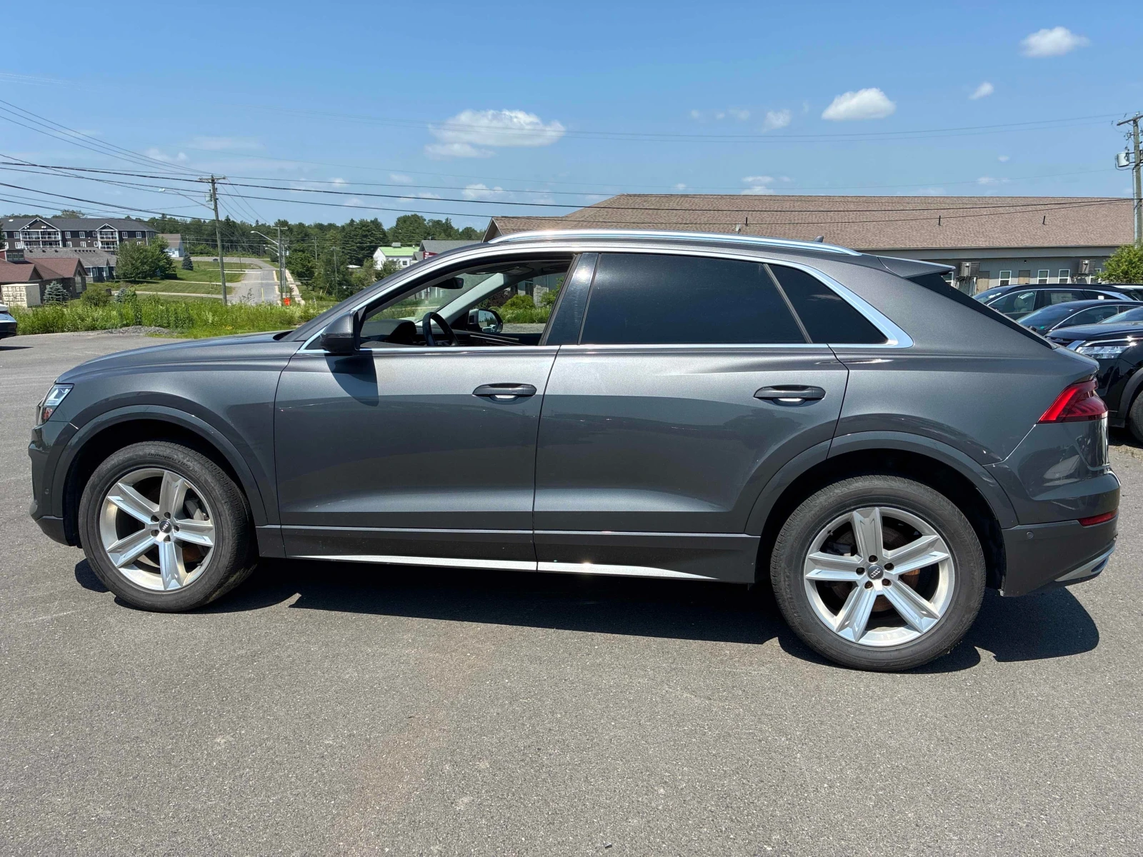 Audi Q8 * Progressiv * CARFAX * ОПЦИЯ ЗА ФИНАНСИРАНЕ, снимка 2 - Автомобили и джипове - 55838988