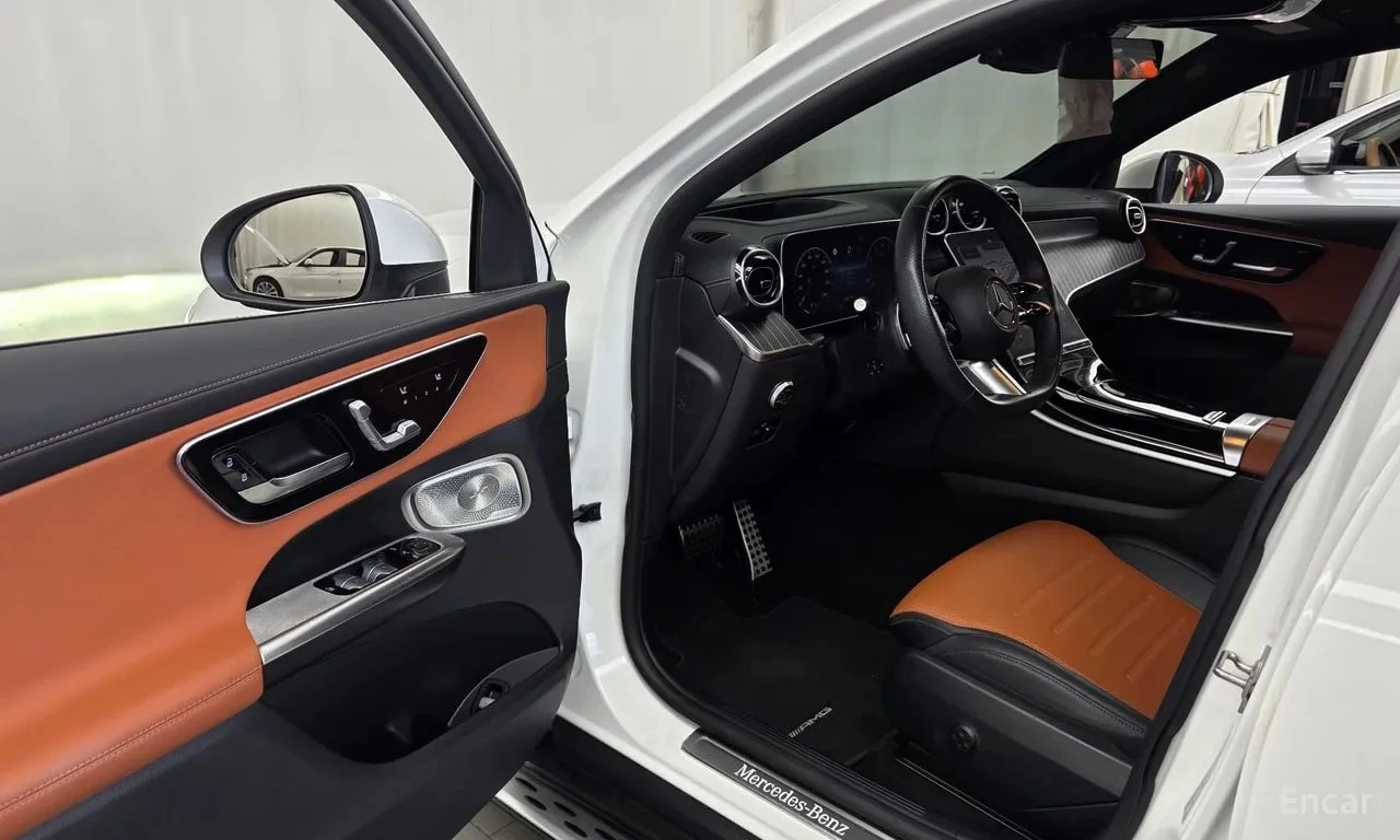 Mercedes-Benz GLC 300 4MATIC Coupe |  АВТОФИНАНСИРАНЕ БЕЗ ПЪРВОНАЧАЛНА , снимка 10 - Автомобили и джипове - 55959400