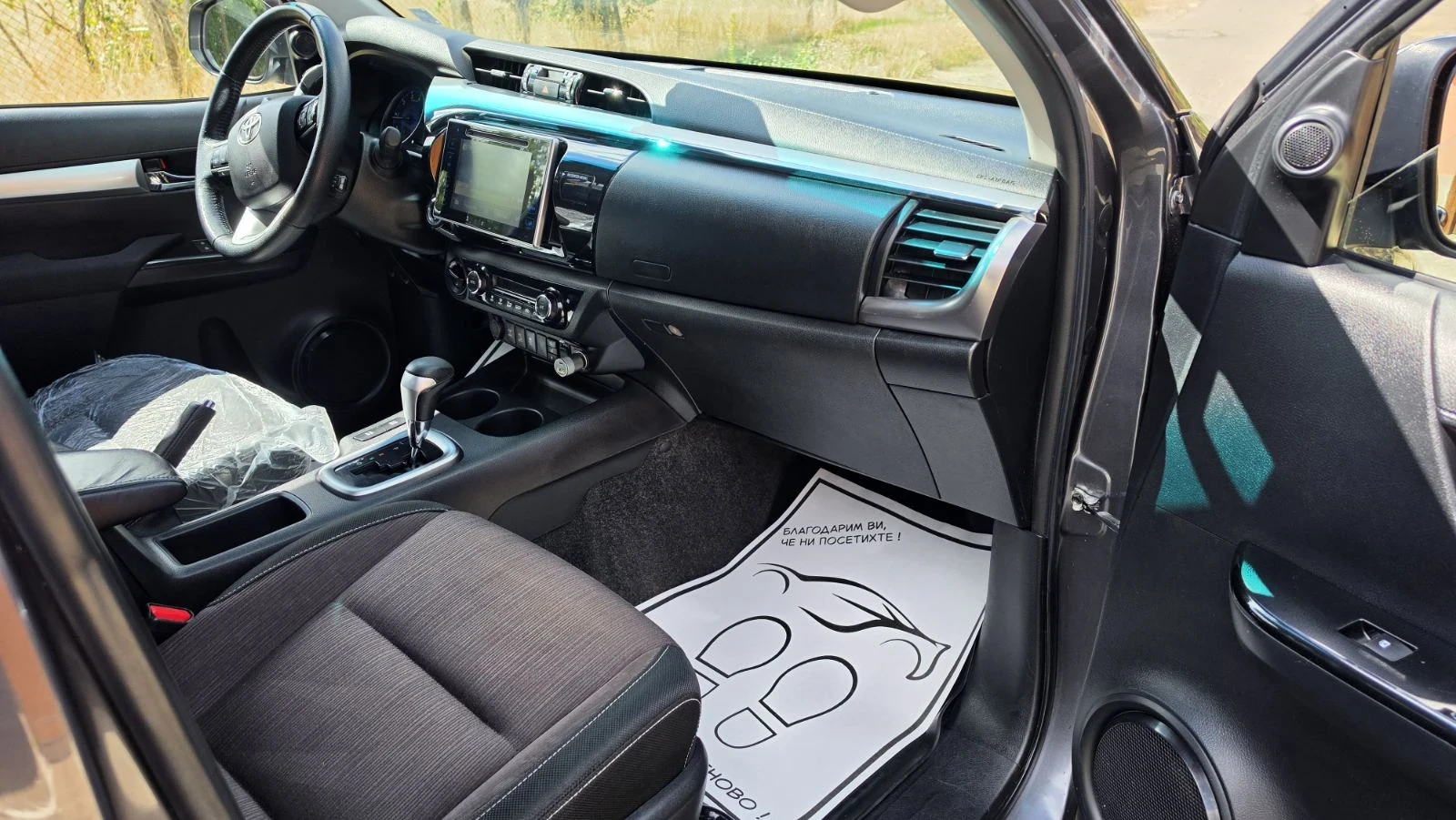 Toyota Hilux, снимка 14 - Автомобили и джипове - 56340682