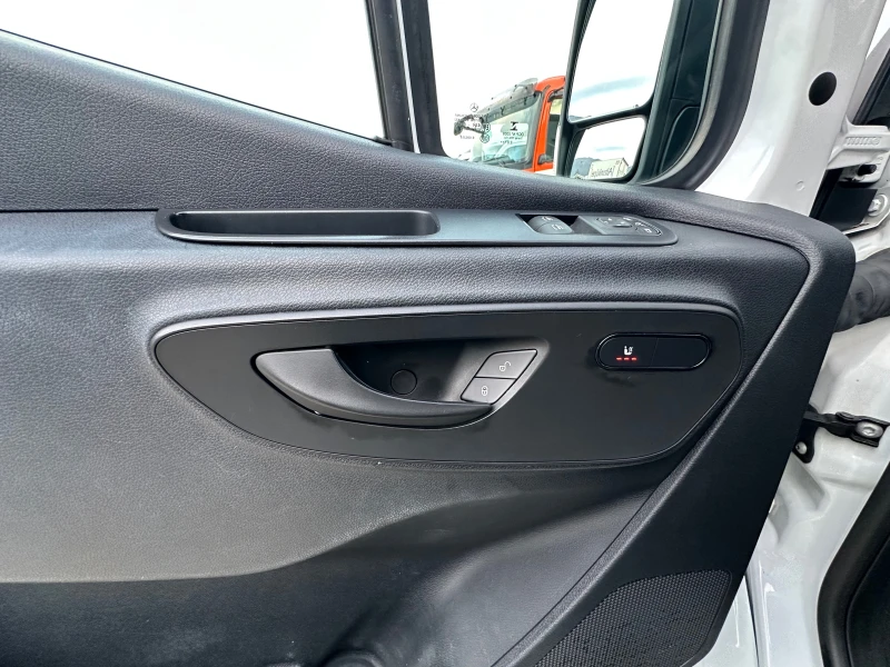 Mercedes-Benz Sprinter 319 FULL!V6!ТОП!EURO6!MAXI!, снимка 11 - Бусове и автобуси - 52538709