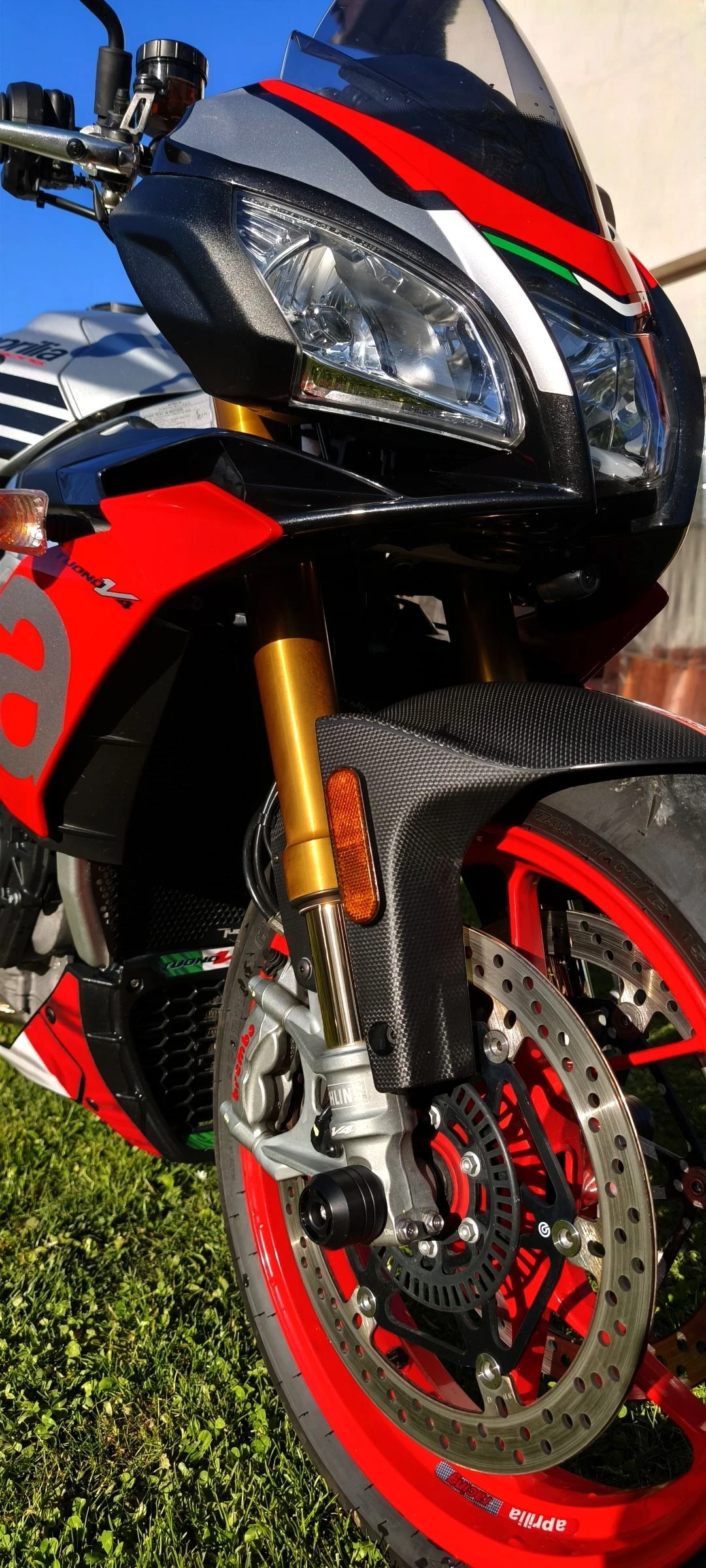 Aprilia Tuono V4 1100 FACTORY  - изображение 6