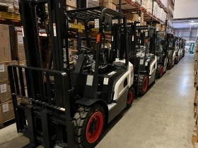  Bobcat D30NXP | Mobile.bg    2
