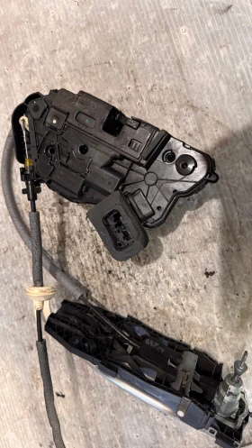 ����� �� ����� �� VW Golf 7 2016 - B5A-5TB837015A/LH / 45310180 / 5N0837885H / 204916-24S / 5N083701 | Mobile.bg � ����� ������ 2