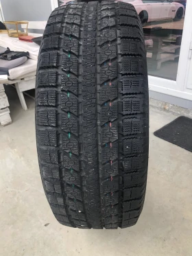 Гуми Зимни 265/65R18, снимка 5