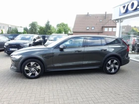 Volvo V60 Cross Country B4 D AWD  | Mobile.bg    6