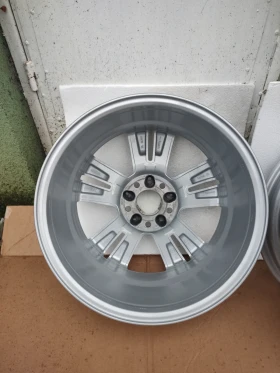 Mercedes-Benz C 63 AMG, снимка 8 — Bazar.bg Mercedes-Benz C 63 AMG, снимка 8