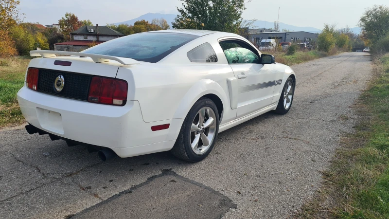 Ford Mustang GT California Special V8, снимка 6 - Автомобили и джипове - 47791059