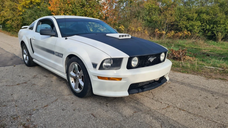 Ford Mustang GT California Special V8, снимка 4 - Автомобили и джипове - 47791059