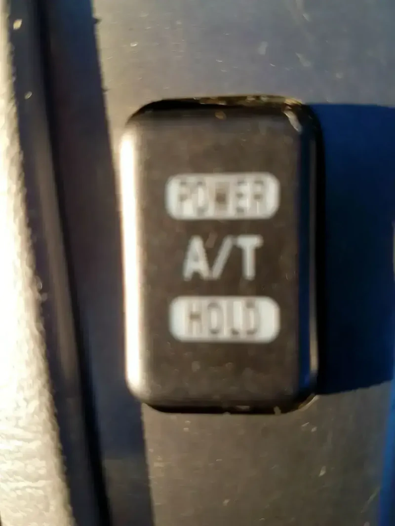 Subaru Forester Автоматик* HOLD A.T POWER, снимка 11 - Автомобили и джипове - 50097320