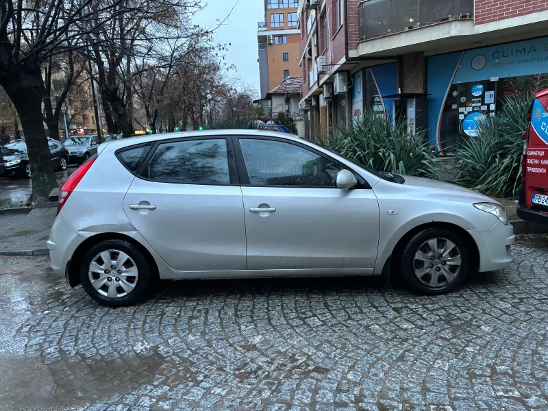 Hyundai I30, снимка 4 - Автомобили и джипове - 48575788