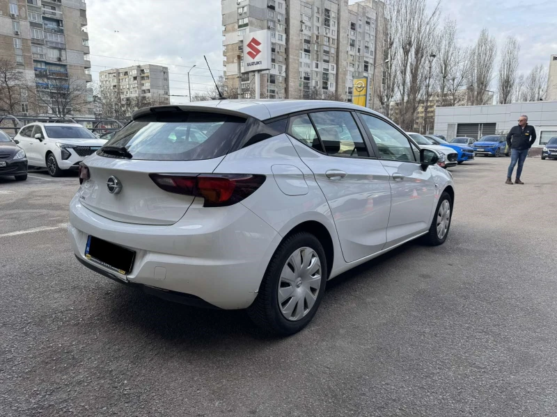 Opel Astra 1.4i TURBO, снимка 6 - Автомобили и джипове - 48877501