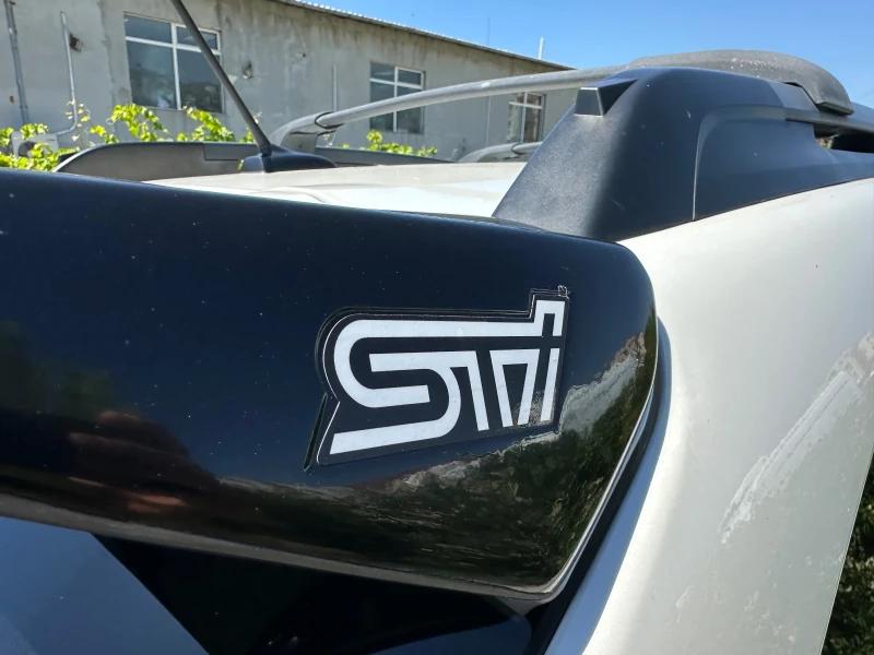 Subaru XV 2.0 Limited STI, снимка 13 - Автомобили и джипове - 51021854