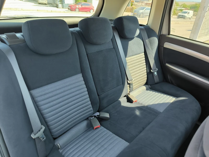 Fiat Croma 2.2i Automatic , снимка 11 - Автомобили и джипове - 51432927