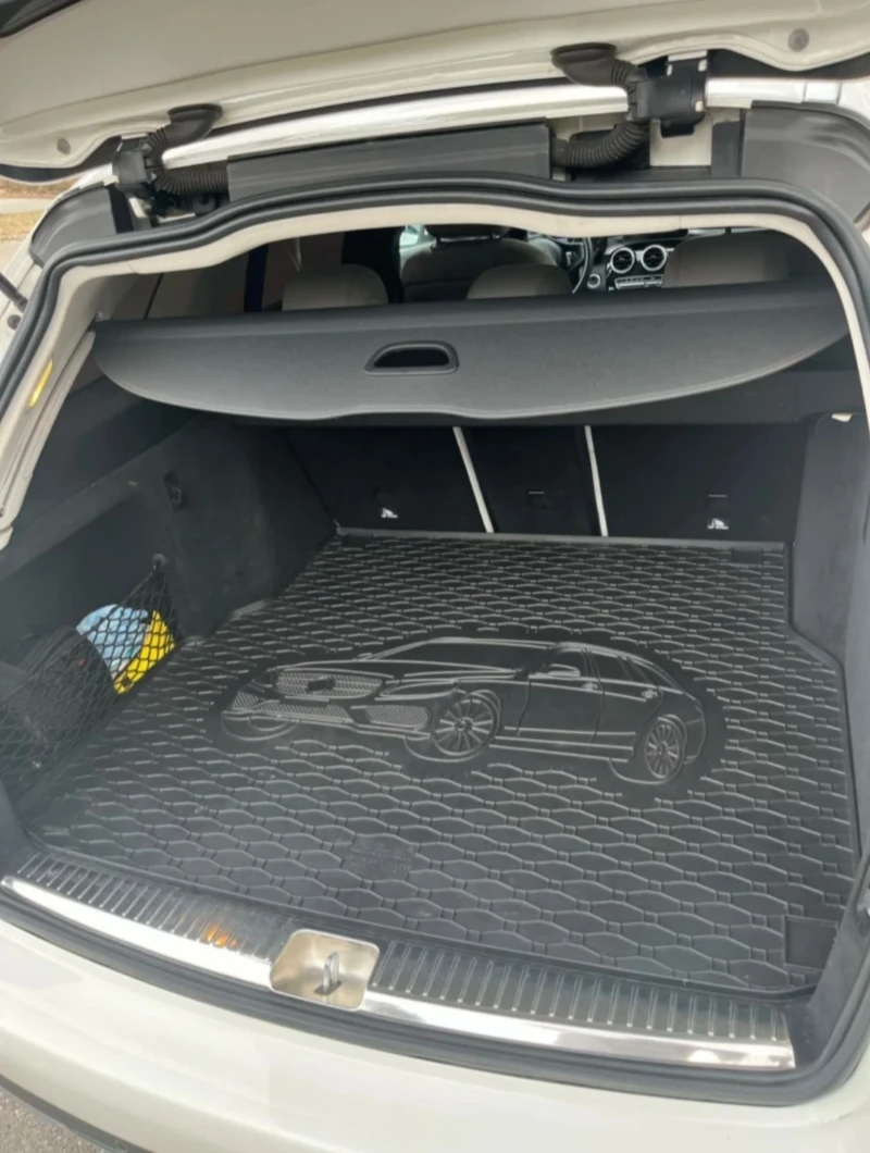 Mercedes-Benz C 220, снимка 13 - Автомобили и джипове - 51673836