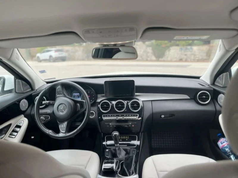 Mercedes-Benz C 220, снимка 9 - Автомобили и джипове - 51673836