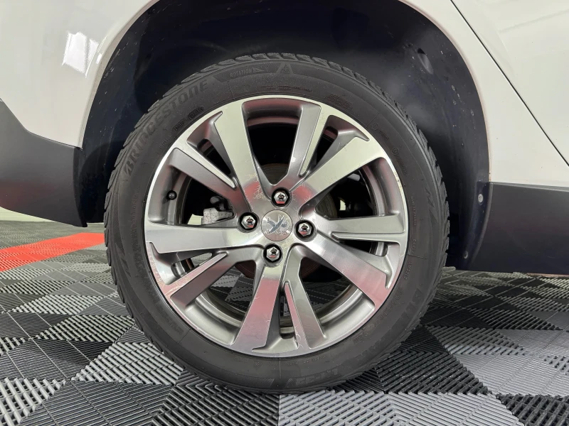 Peugeot 2008 1.6 BlueHDI - ALLURE - EURO 6B - 166.000 km!, снимка 16 - Автомобили и джипове - 52381472