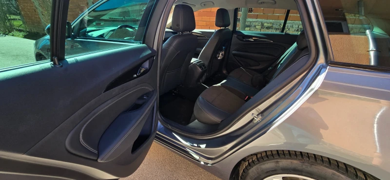 Opel Insignia, снимка 7 - Автомобили и джипове - 52635206