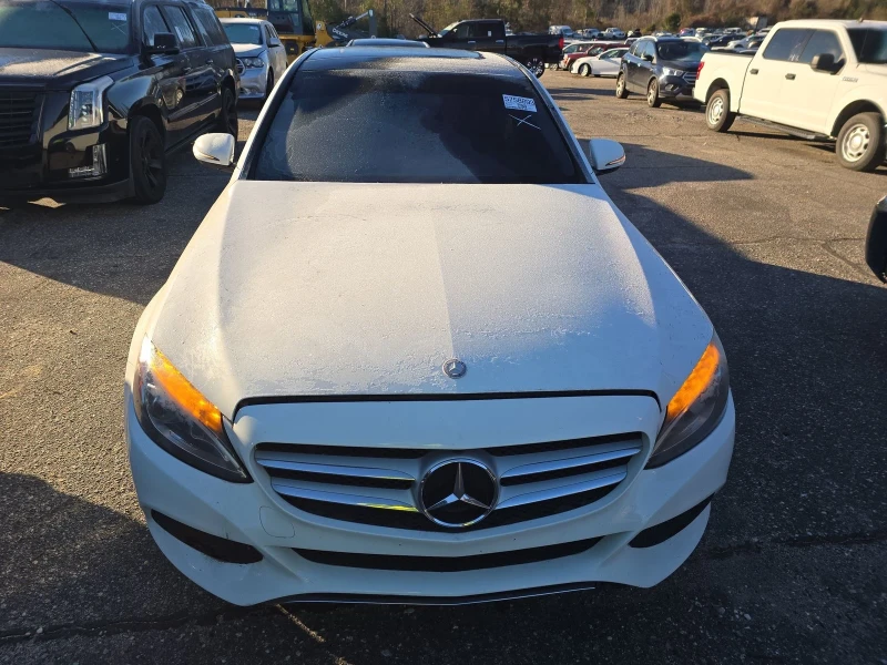 Mercedes-Benz C 300 4MATIC, снимка 2 - Автомобили и джипове - 53327625