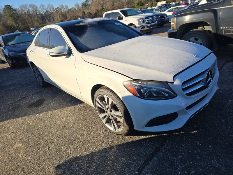 Mercedes-Benz C 300 4MATIC, снимка 3 - Автомобили и джипове - 53327625