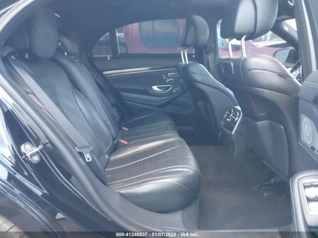 Mercedes-Benz S 560, снимка 11 - Автомобили и джипове - 49311467