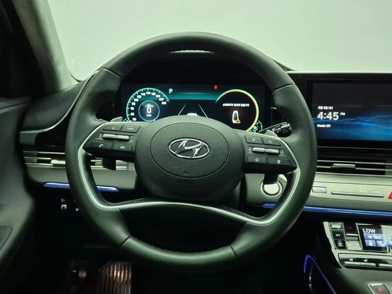 Hyundai Grandeur 2.4 Automatic, снимка 9 - Автомобили и джипове - 55891727