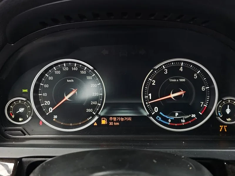 BMW 740 Li - САМО 30% АВАНС, снимка 8 - Автомобили и джипове - 56028010