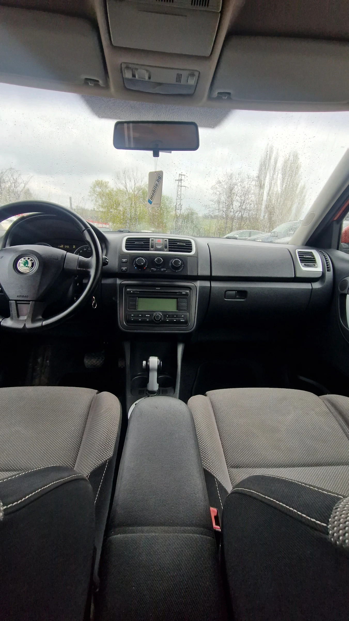 Skoda Fabia 1.6I /AVTOMAT/105 К.С/ТОП  | Mobile.bg — изображение 11