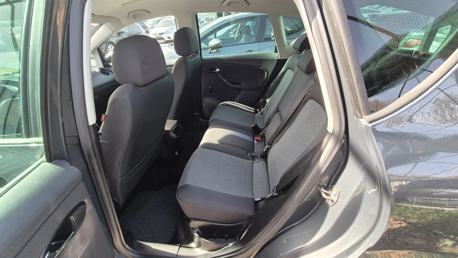 Seat Altea 1.6-102ps | Mobile.bg — изображение 15