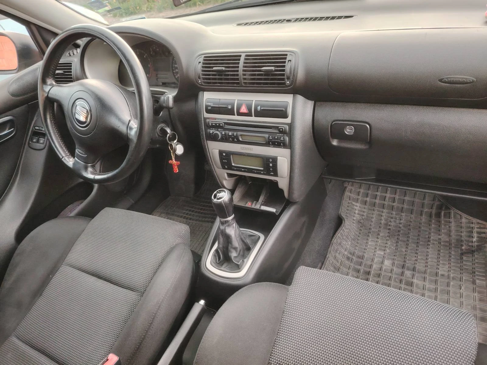 Seat Leon 1.9 TDi  - изображение 3