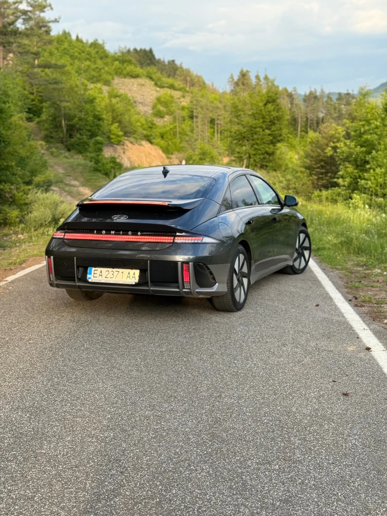 Hyundai Ioniq 6  - изображение 2