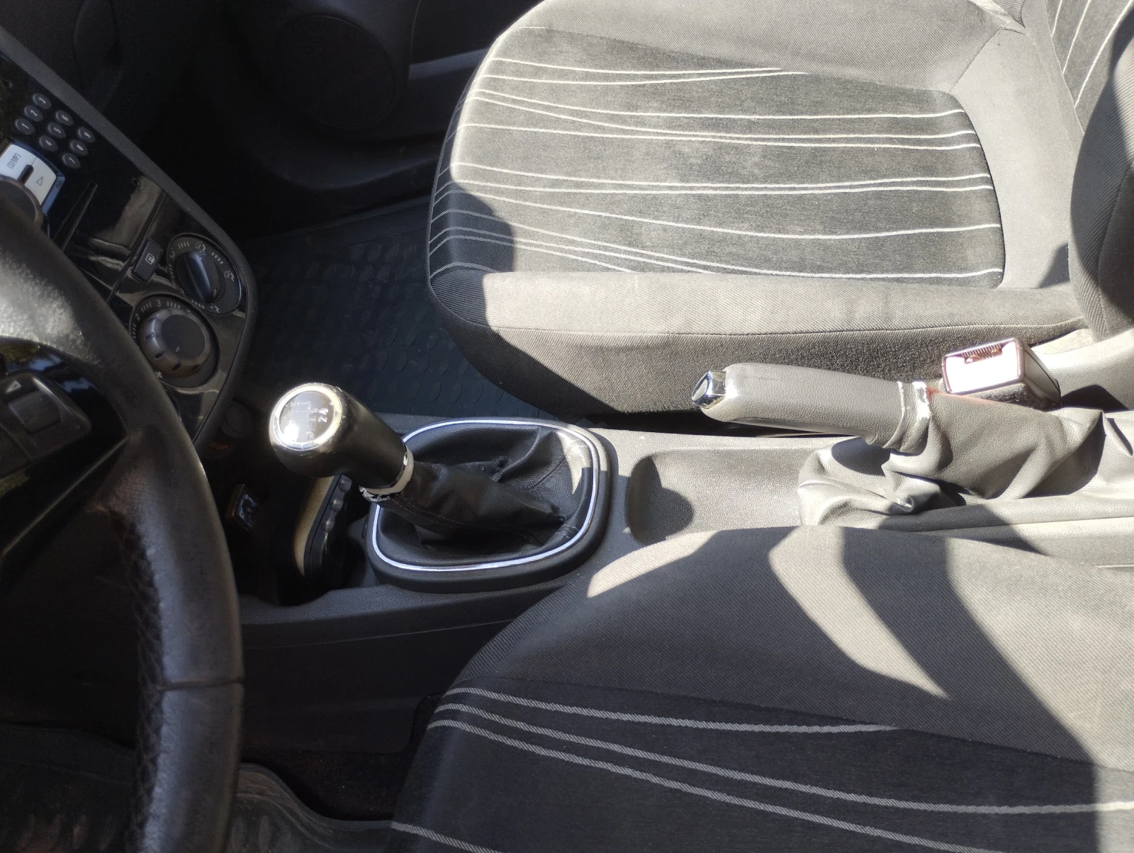 Opel Corsa 1.3 75 к.с - изображение 8