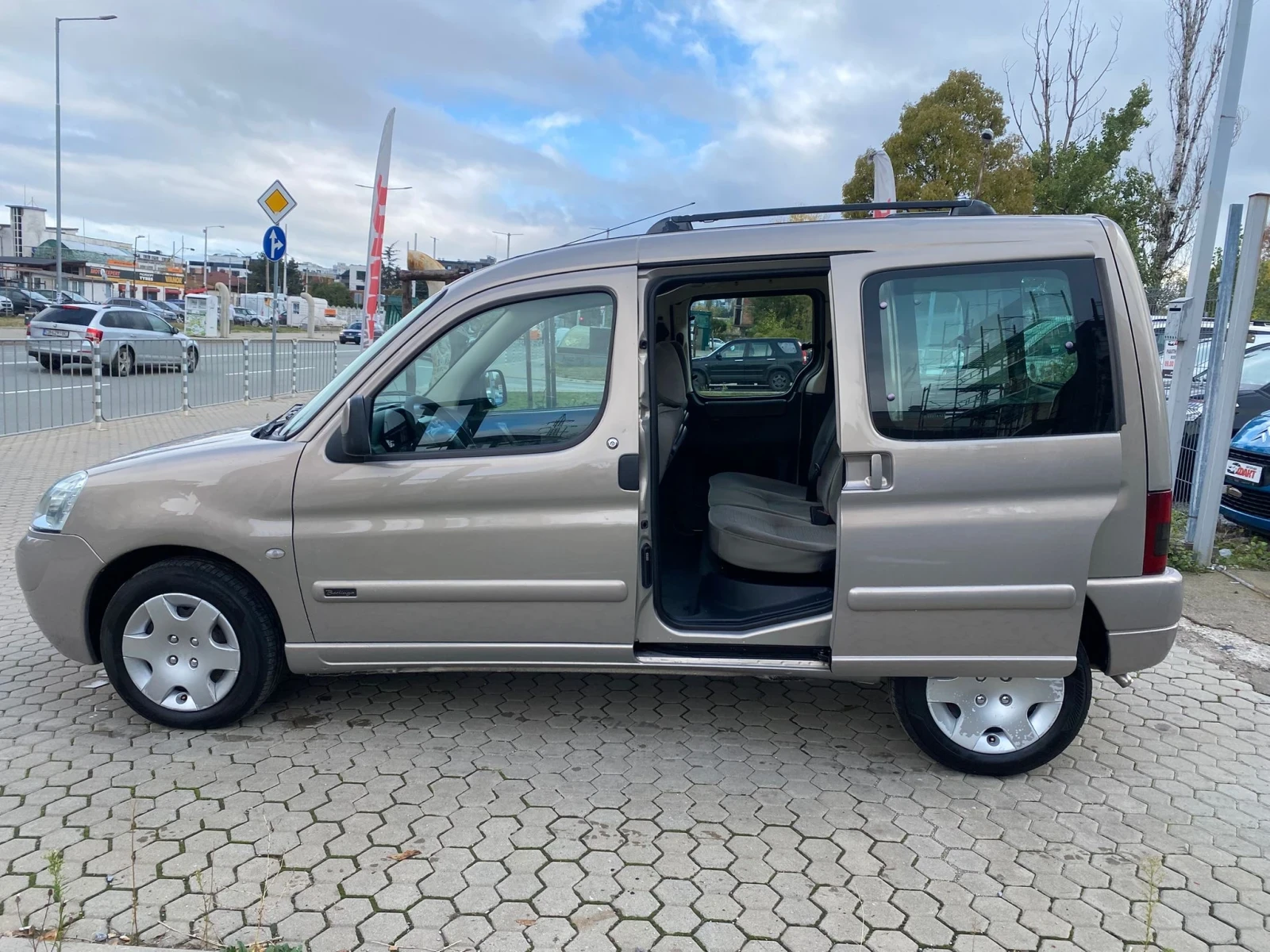 Citroen Berlingo 1.6i/MULTISPASE/PANORAMA | Mobile.bg   14