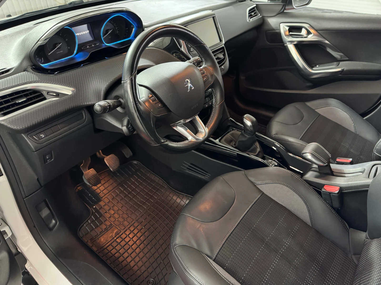 Peugeot 2008 1.6 BlueHDI - ALLURE - EURO 6B - 166.000 km! | Mobile.bg   8