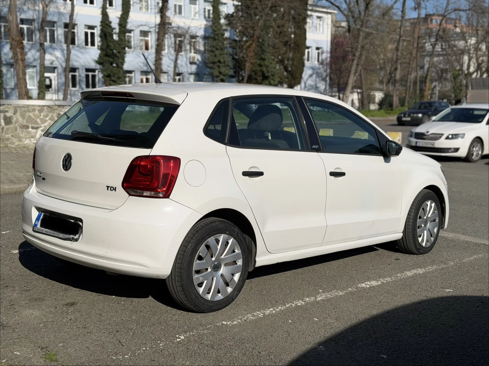 VW Polo, снимка 6 - Автомобили и джипове - 54215260