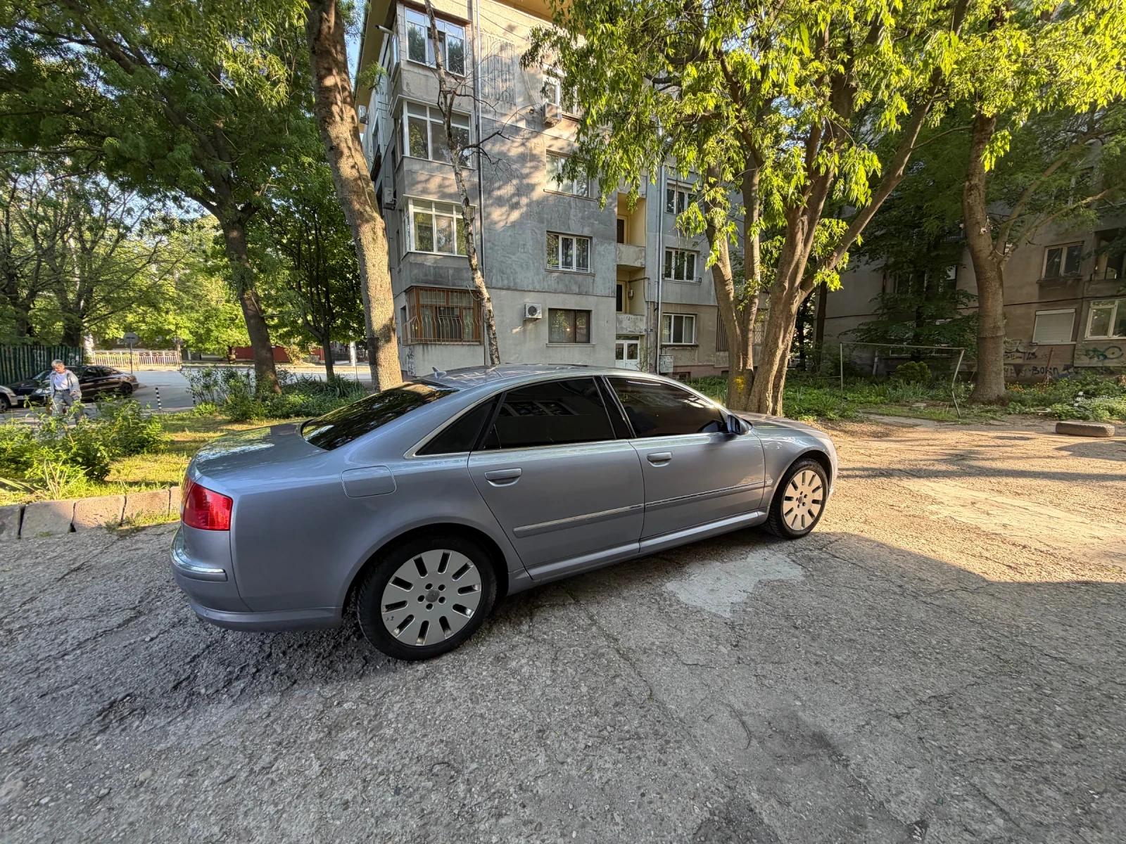 Audi A8, снимка 6 - Автомобили и джипове - 54452163