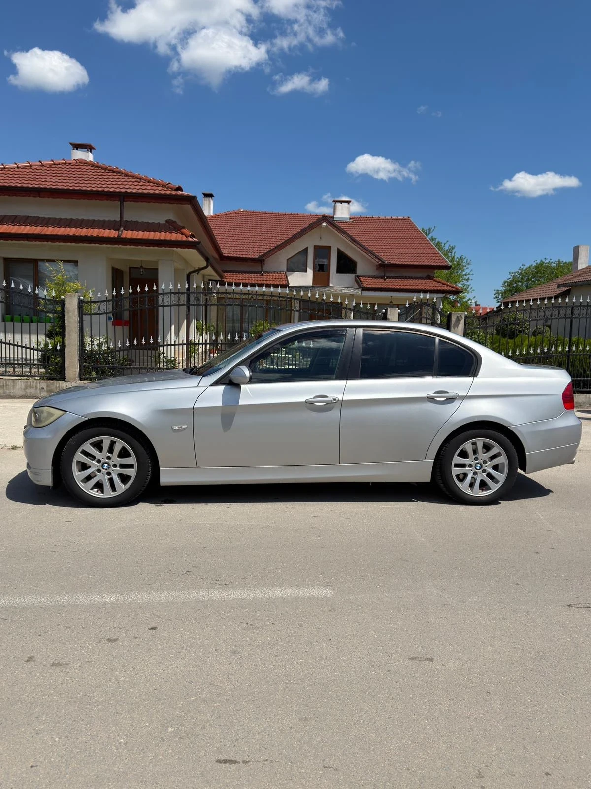 BMW 320, снимка 3 - Автомобили и джипове - 54572985