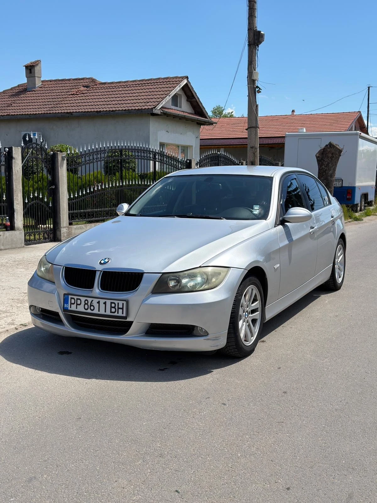 BMW 320